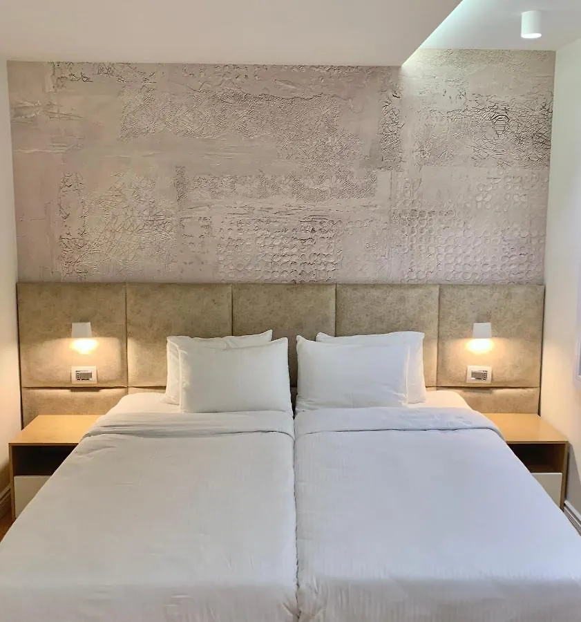 Marina Premium Hotel & Apartment Vlorë